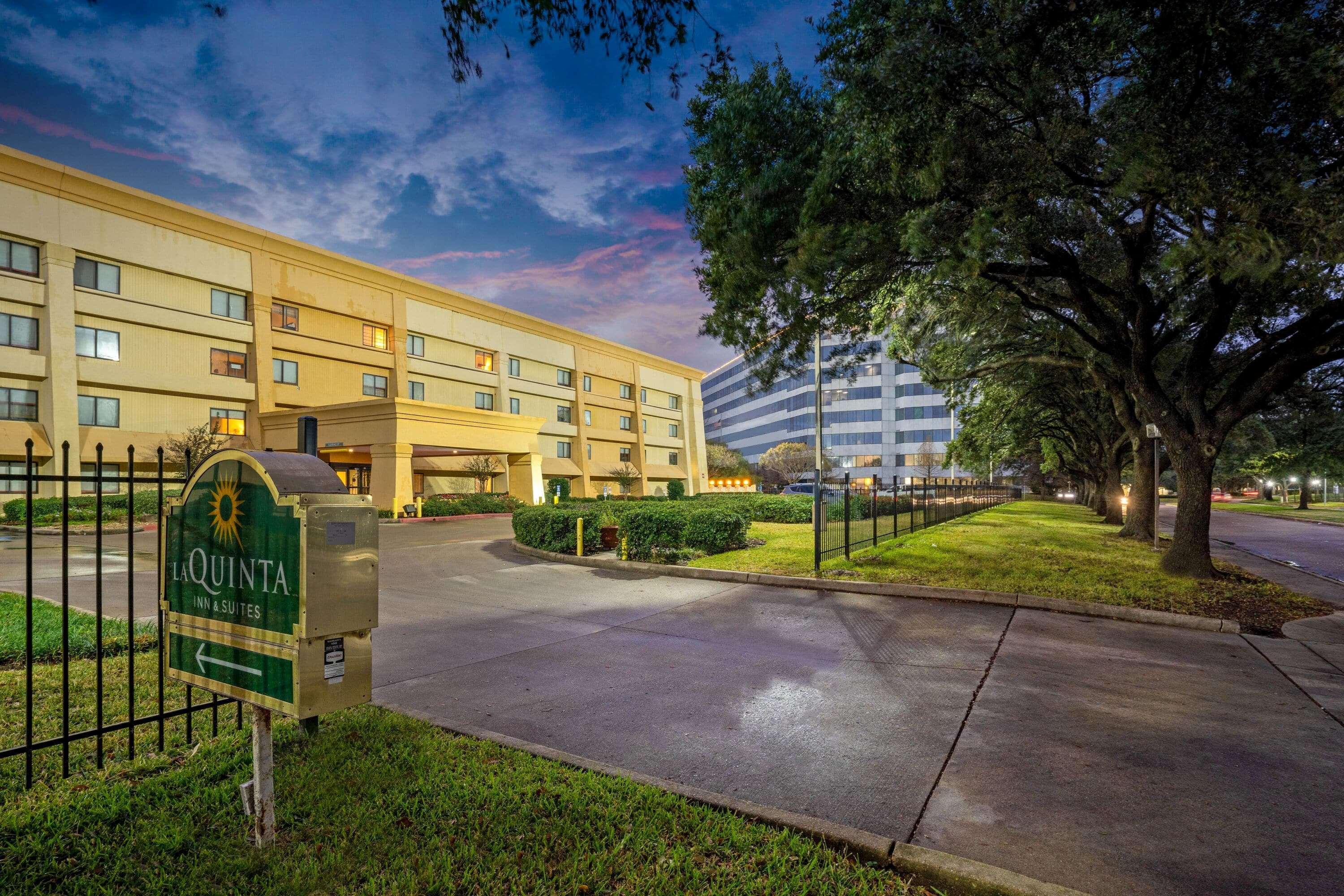 La Quinta By Wyndham Houston Southwest Otel Dış mekan fotoğraf
